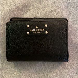 KATE SPADE BLACK LEATHER WALLET